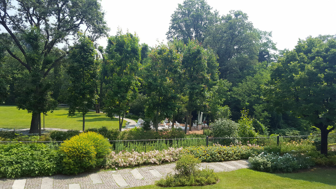 ristorante con ampi spazii per matrimonio